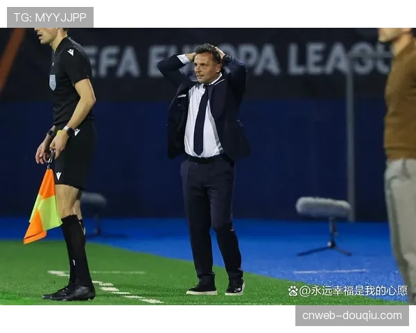 西甲裁判委员会认定VAR介入不符标准,马丁红牌改判引争议